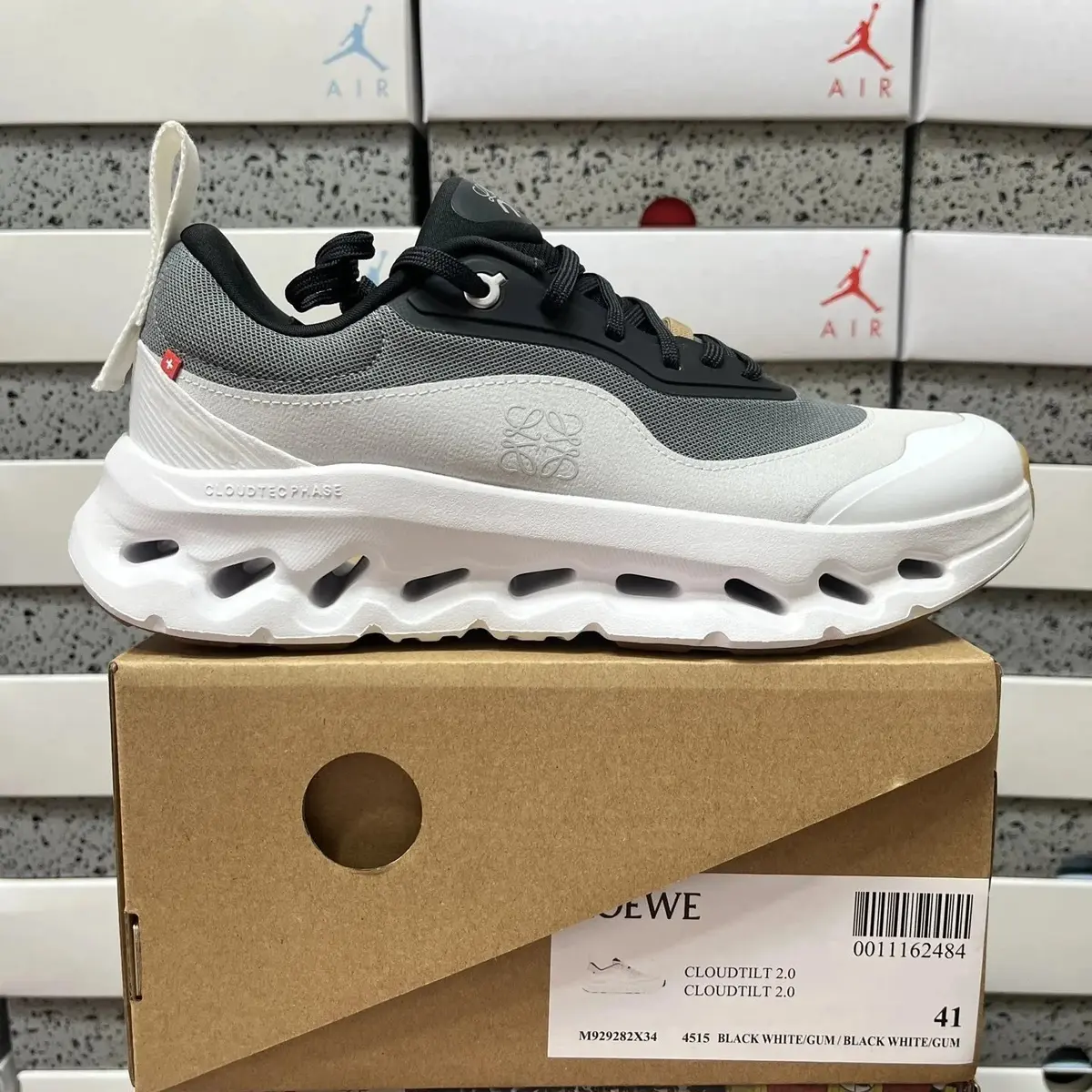 [M Batch] ON x Loe series collection