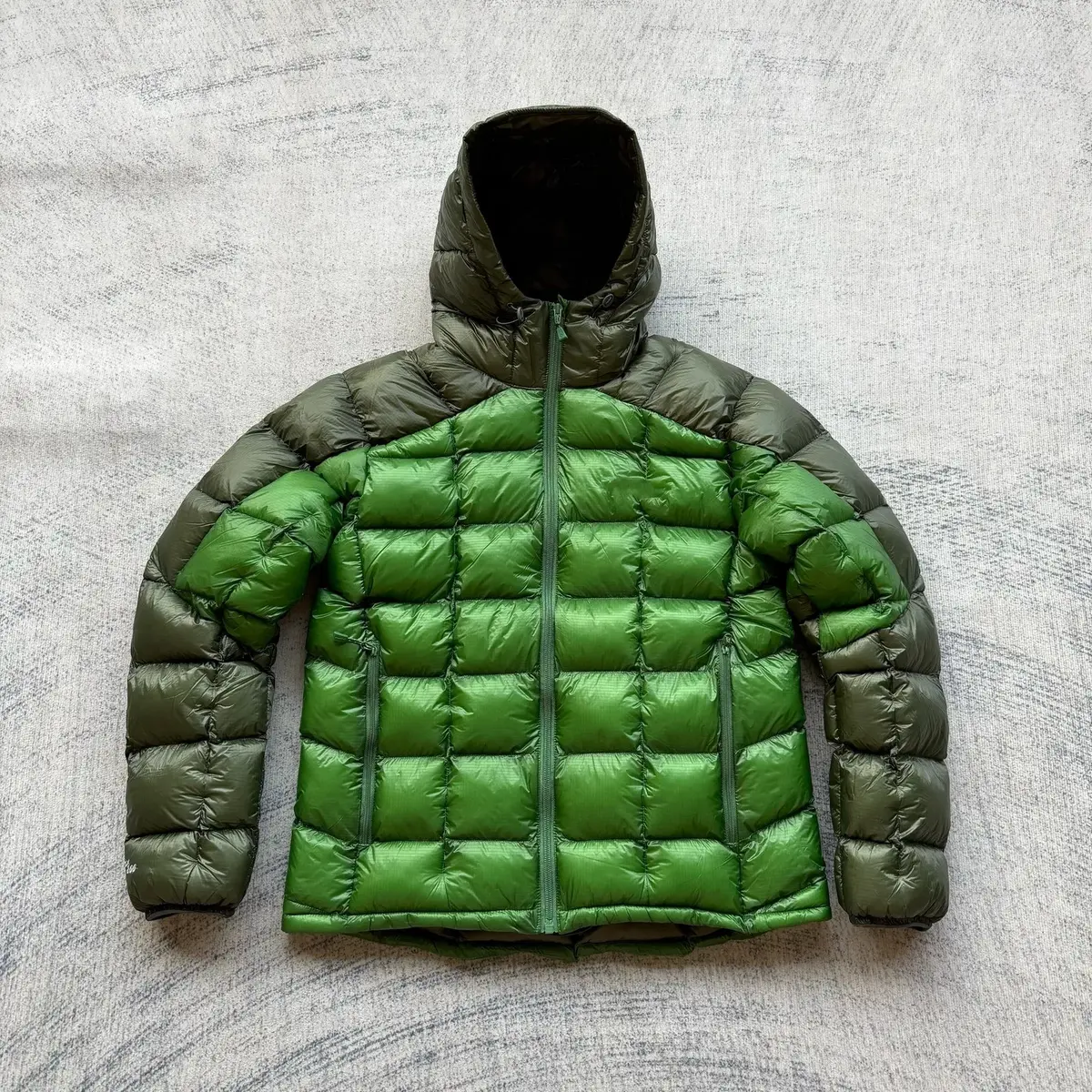 MB logo  jacket
